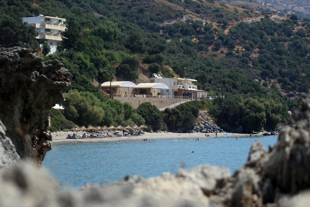 Santa Marina Apartments Родакинон Екстериор снимка