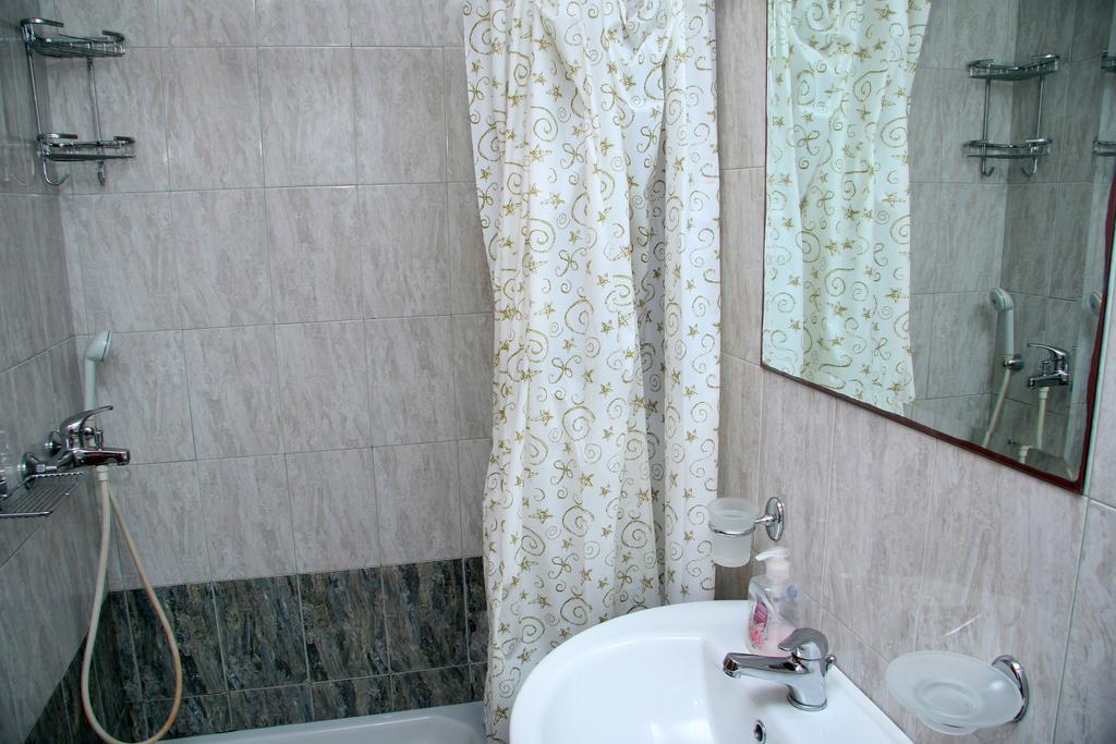 Santa Marina Apartments Родакинон Стая снимка